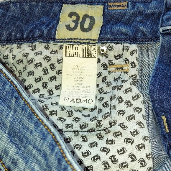 Taverniti So Kate Distressed Shorts - Picture 9 of 11